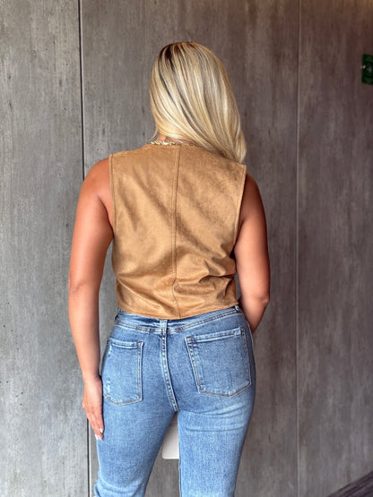 Chaleco beige de gamuza