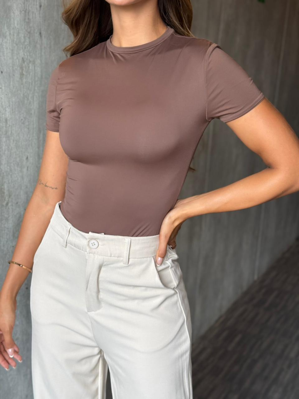 body cafe manga corta